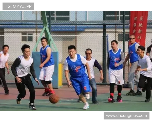 南京篮球队荣登全国团队协作排行榜第二名展现出色团队精神与默契配合